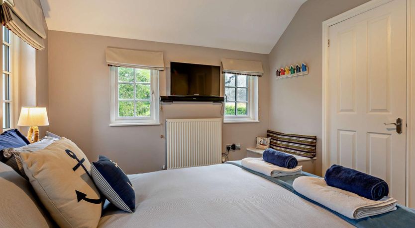Photo of 2 Bed in Uplyme