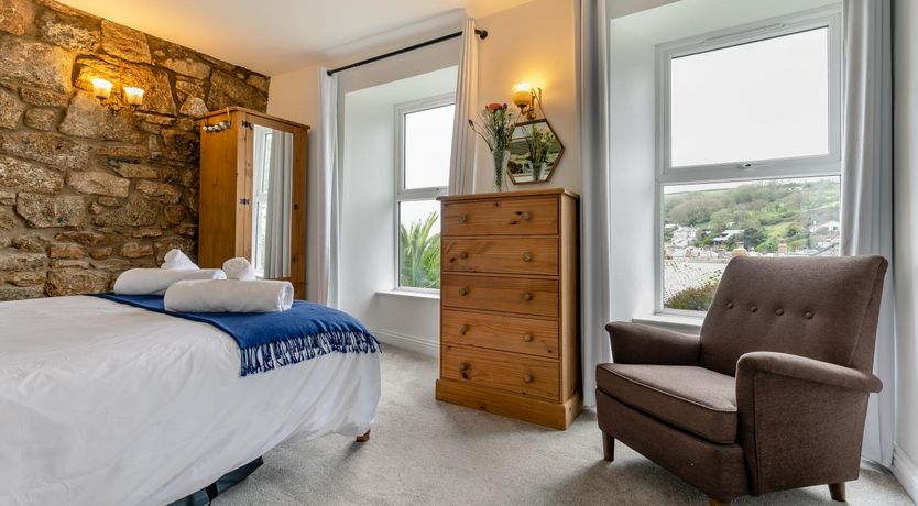 Photo of 2 Bed in Mousehole