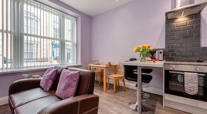 Photo of 1 Bed in Tenby