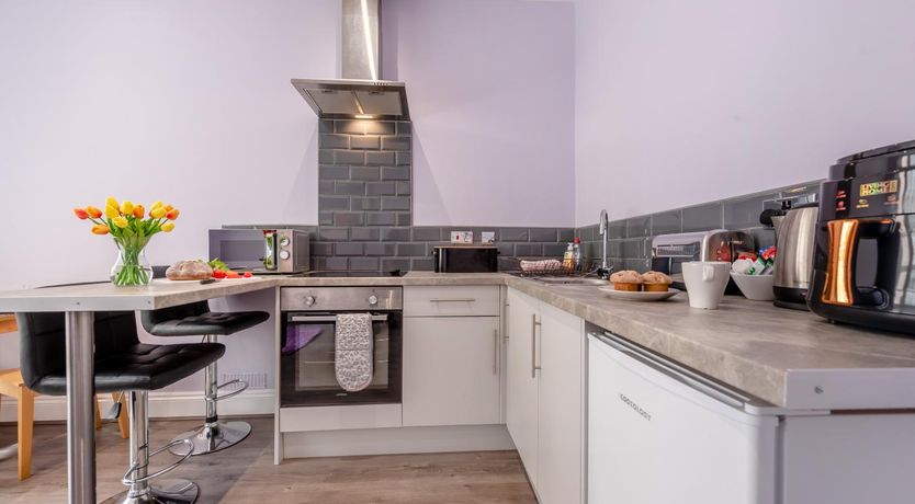 Photo of 1 Bed in Tenby