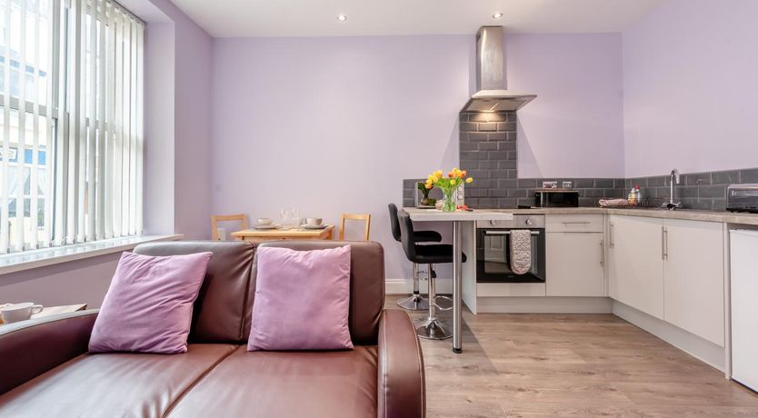 Photo of 1 Bed in Tenby