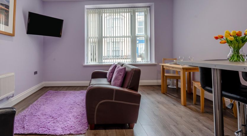 Photo of 1 Bed in Tenby