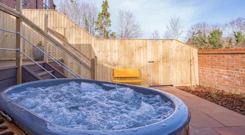 Photo of 2 Bed in Pershore