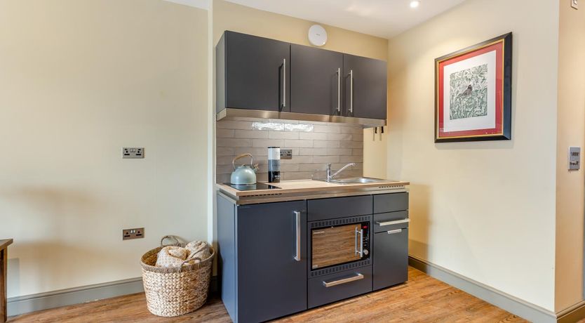 Photo of 1 Bed in Pershore