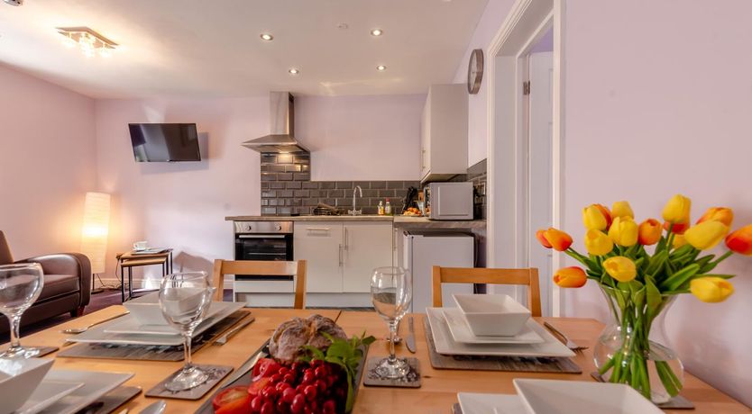 Photo of 2 Bed in Tenby