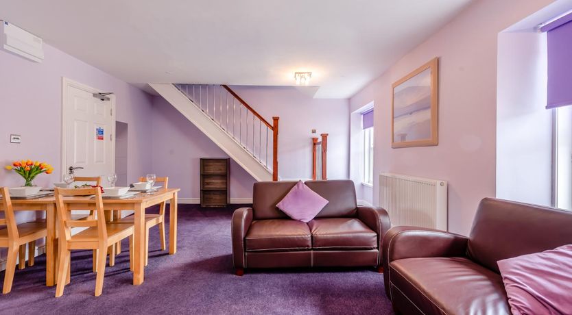 Photo of 2 Bed in Tenby