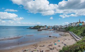 Photo of 2 Bed in Tenby