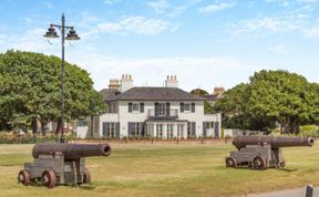 Photo of 5 Bed in Southwold