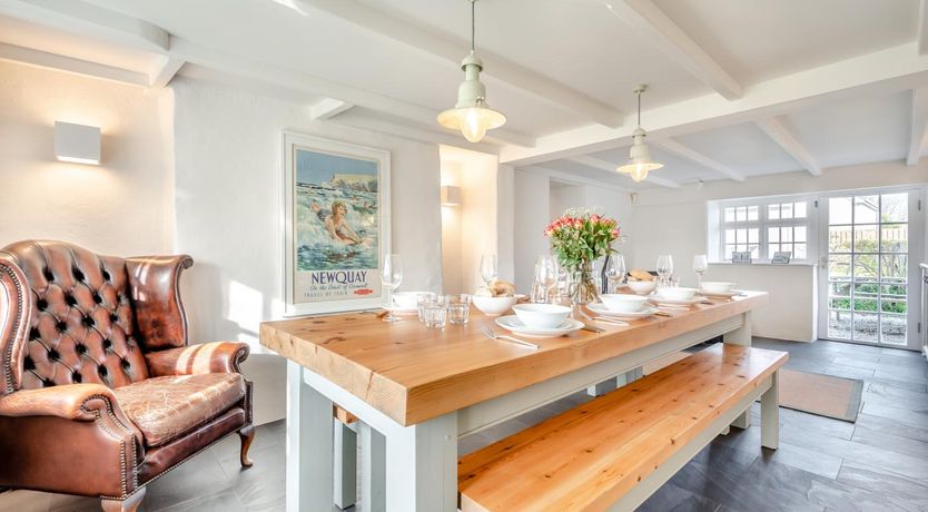 Photo of 4 Bed in St. Merryn