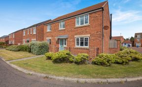 Photo of 4 Bed in Seahouses