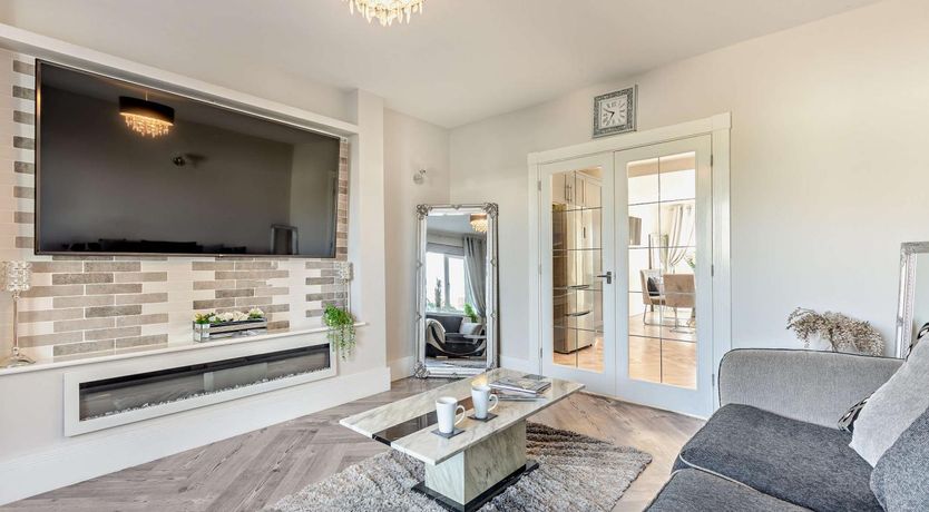 Photo of 4 Bed in Torrington