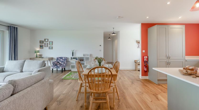 Photo of 2 Bed in Abbotsham