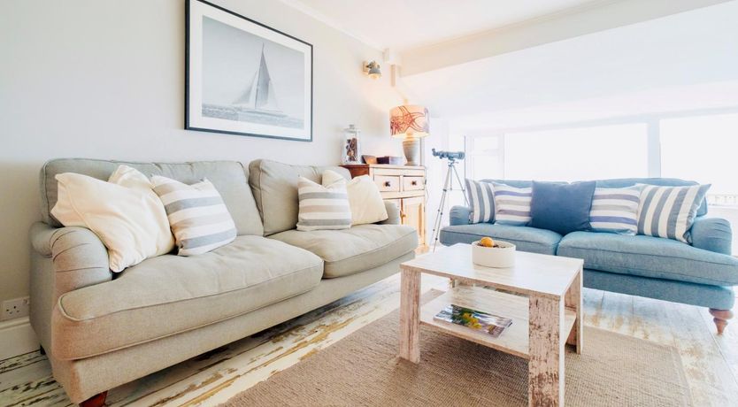 Photo of 2 Bed in Downderry