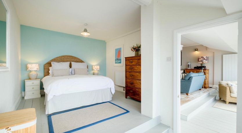 Photo of 2 Bed in Downderry