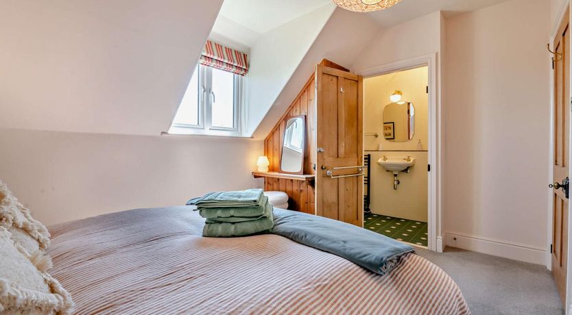 Photo of 3 Bed in Fylingthorpe