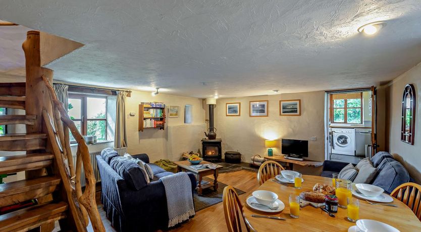 Photo of 3 Bed in Mortehoe
