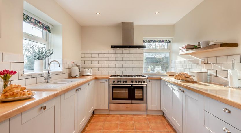 Photo of 3 Bed in Docking