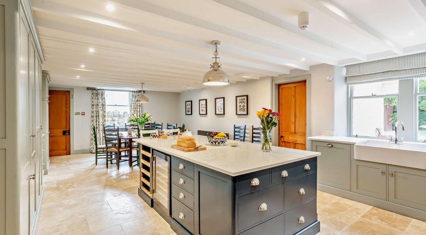 Photo of 9 Bed in Tomintoul