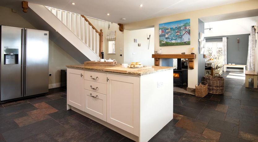 Photo of 5 Bed in North Sunderland