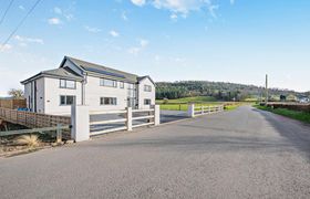Photo of 2-bed-in-llanarthney