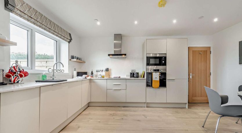 Photo of 2 Bed in Llanarthney