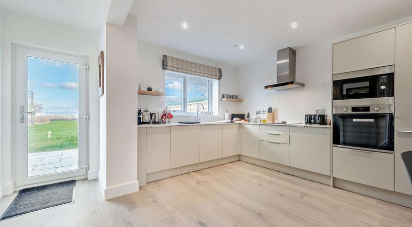 Photo of 2 Bed in Llanarthney
