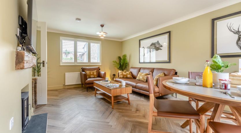 Photo of 2 Bed in Holt