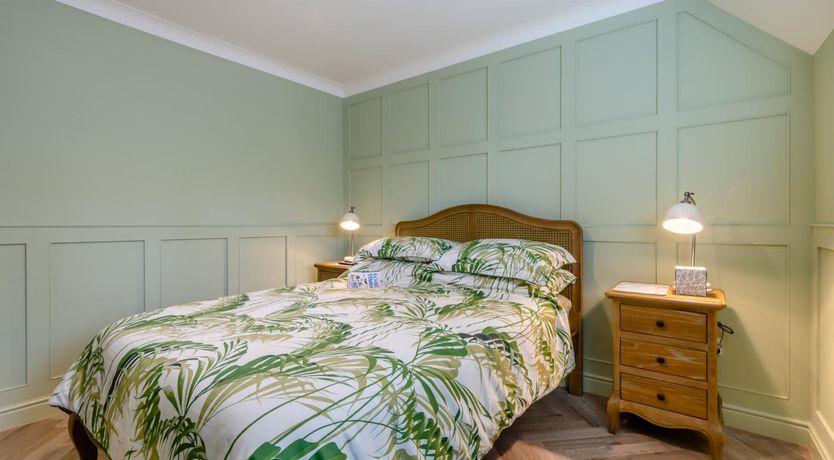 Photo of 2 Bed in Holt