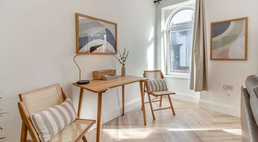 Photo of 2 Bed in Mumbles