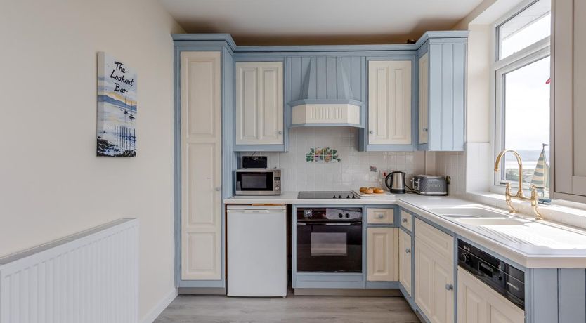 Photo of 3 Bed in Aberdovey