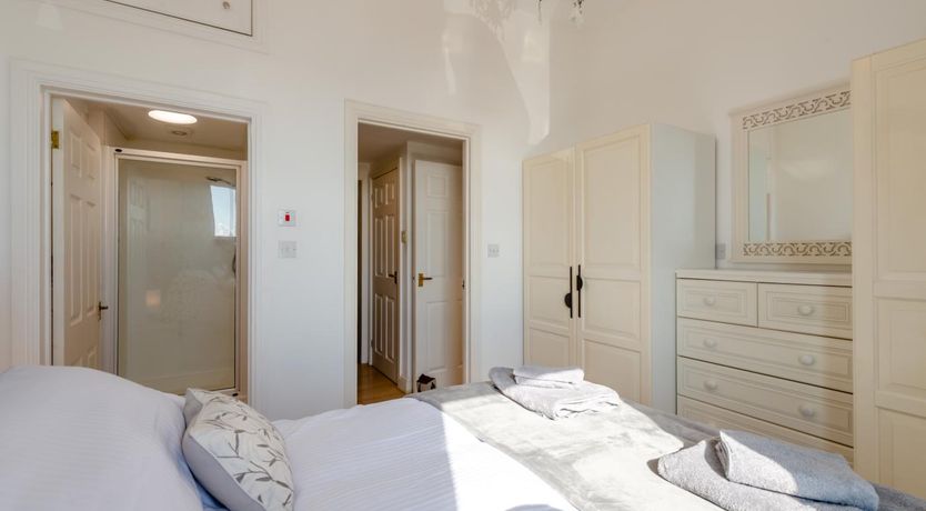 Photo of 1 Bed in Hythe