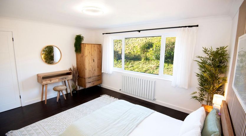 Photo of 2 Bed in Mortehoe