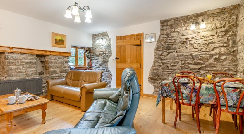 Photo of 2 Bed in Knighton