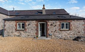 Photo of 1 Bed in Cilcain