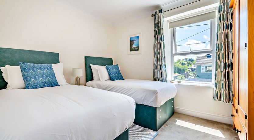 Photo of 3 Bed in Pendeen