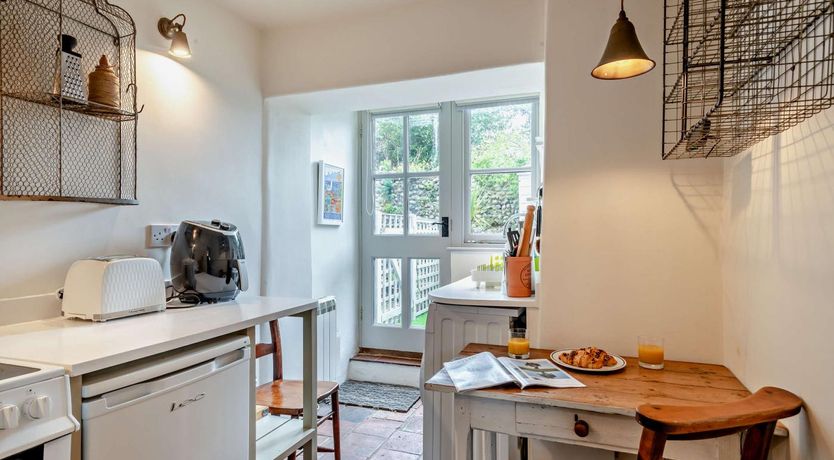 Photo of 1 Bed in Holt