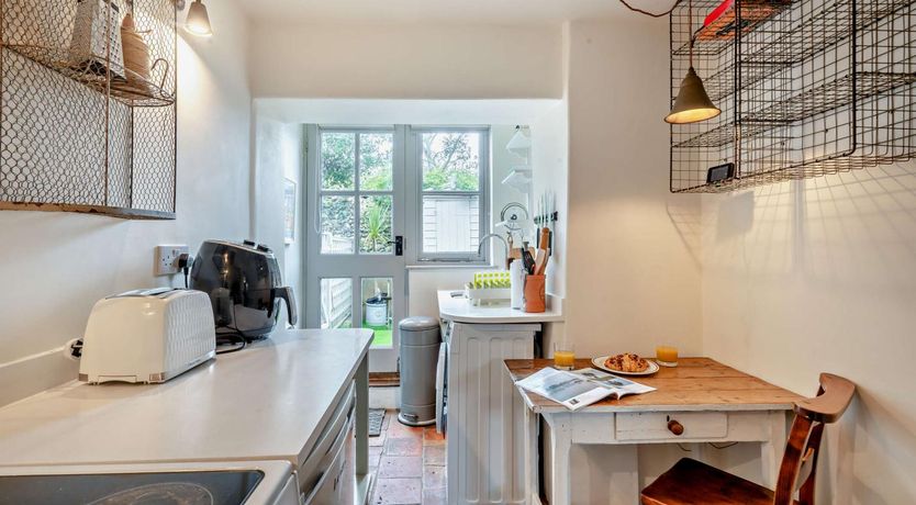 Photo of 1 Bed in Holt