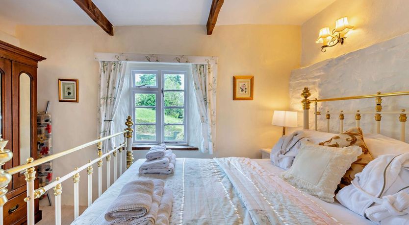 Photo of 1 Bed in Duloe