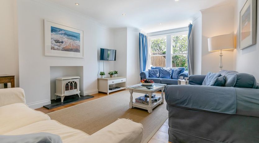 Photo of 5 Bed in Trebetherick