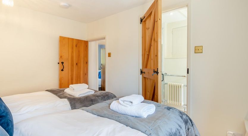 Photo of 2 Bed in Holt