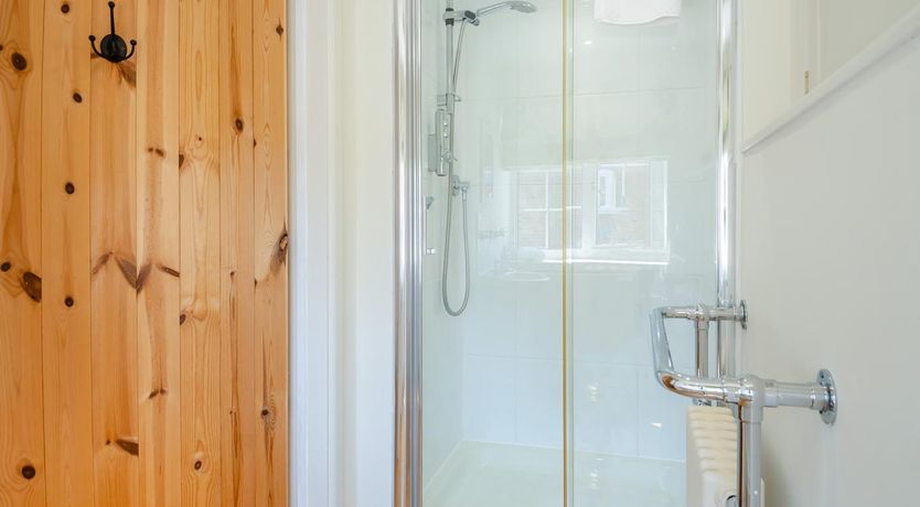 Photo of 2 Bed in Holt