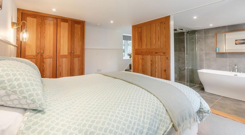 Photo of 1 Bed in Mortehoe