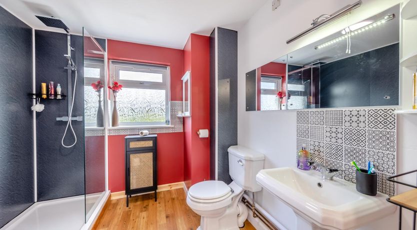 Photo of 3 Bed in Llanrhystud