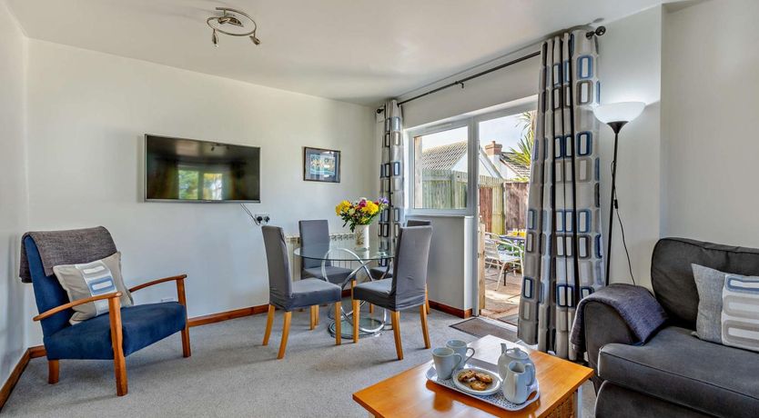 Photo of 3 Bed in Blue Anchor