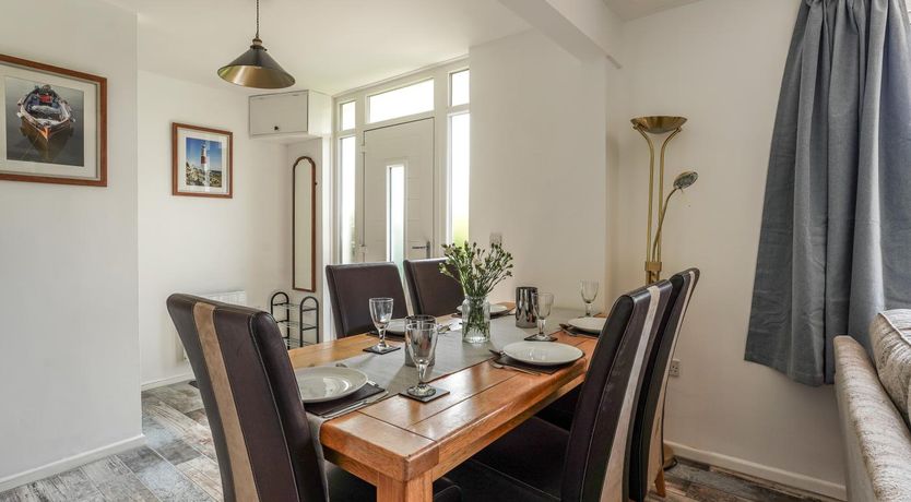 Photo of 3 Bed in West Lulworth