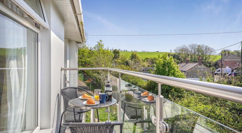 Photo of 3 Bed in West Lulworth