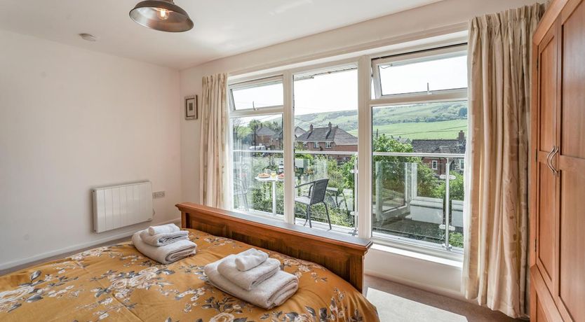 Photo of 3 Bed in West Lulworth
