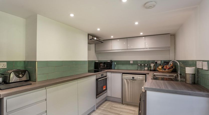 Photo of 3 Bed in West Lulworth