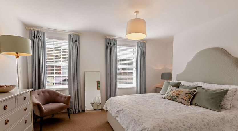 Photo of 4 Bed in Walmer