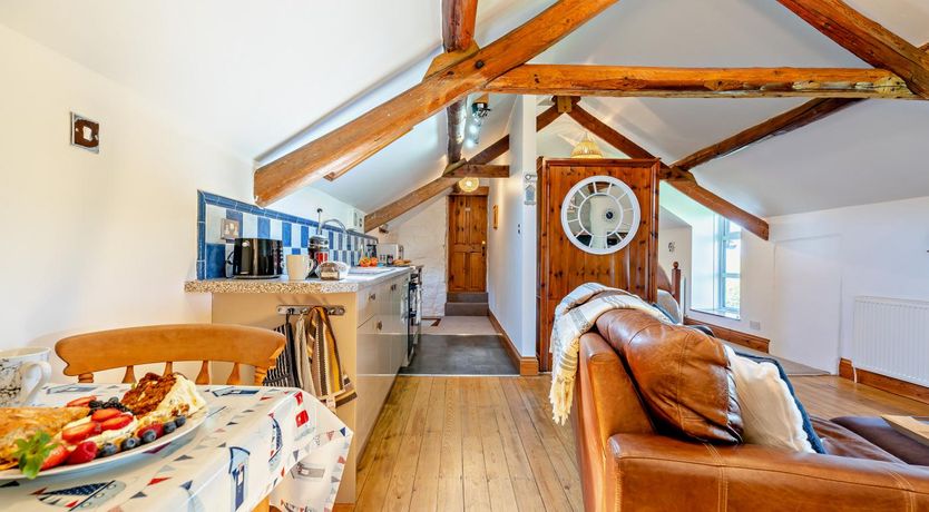 Photo of 1 Bed in Port Mulgrave